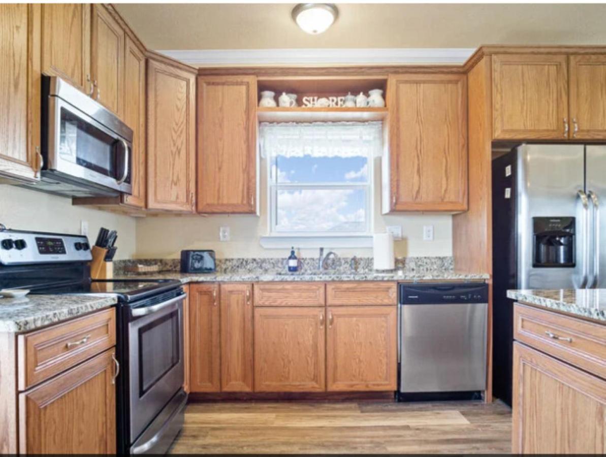 Fancy Nancy 2 Min Walk To Beach, Lyft, Pet-friendly *