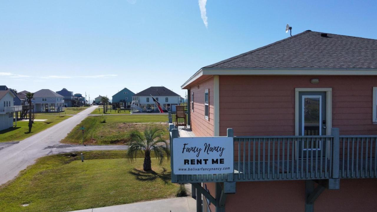 Fancy Nancy 2 Min Walk To Beach, Lyft, Pet-friendly Holiday home *